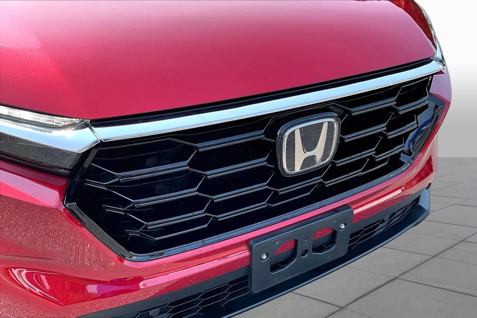 Used 2024 Radiant Red Metallic Honda EX-L image 30