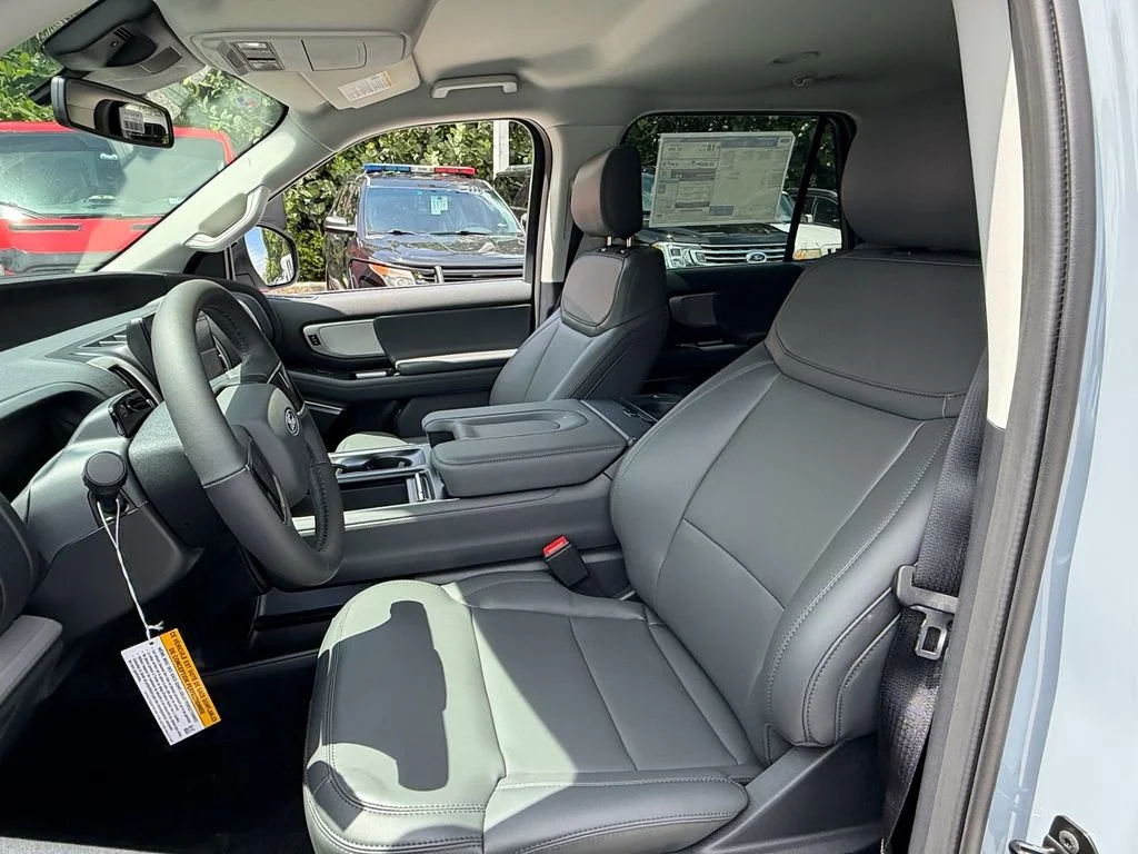 New 2027 Gray Ford Active image 10