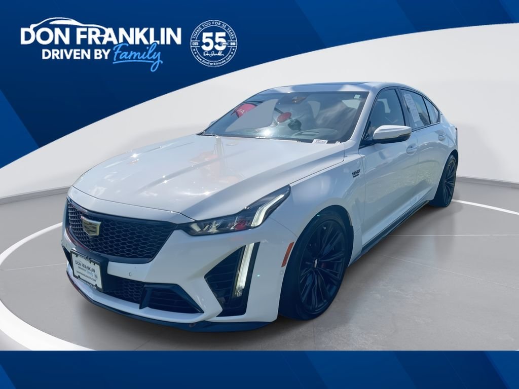 Used 2024 White Cadillac V-Series image 1