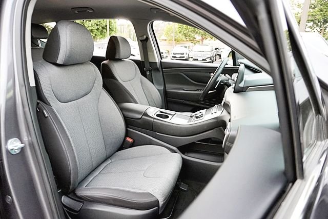 Certified Used 2022 Gray Hyundai SEL Convenience image 13