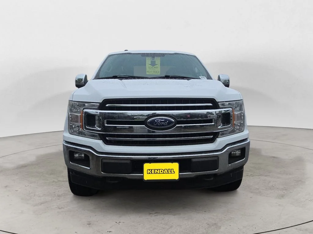 Used 2018 White Ford XLT image 2