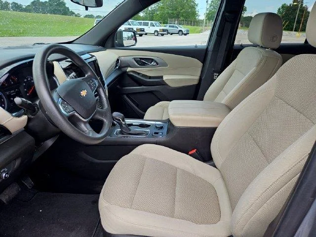 Used 2023 STERLING GRAY METALLIC Chevrolet LS image 9