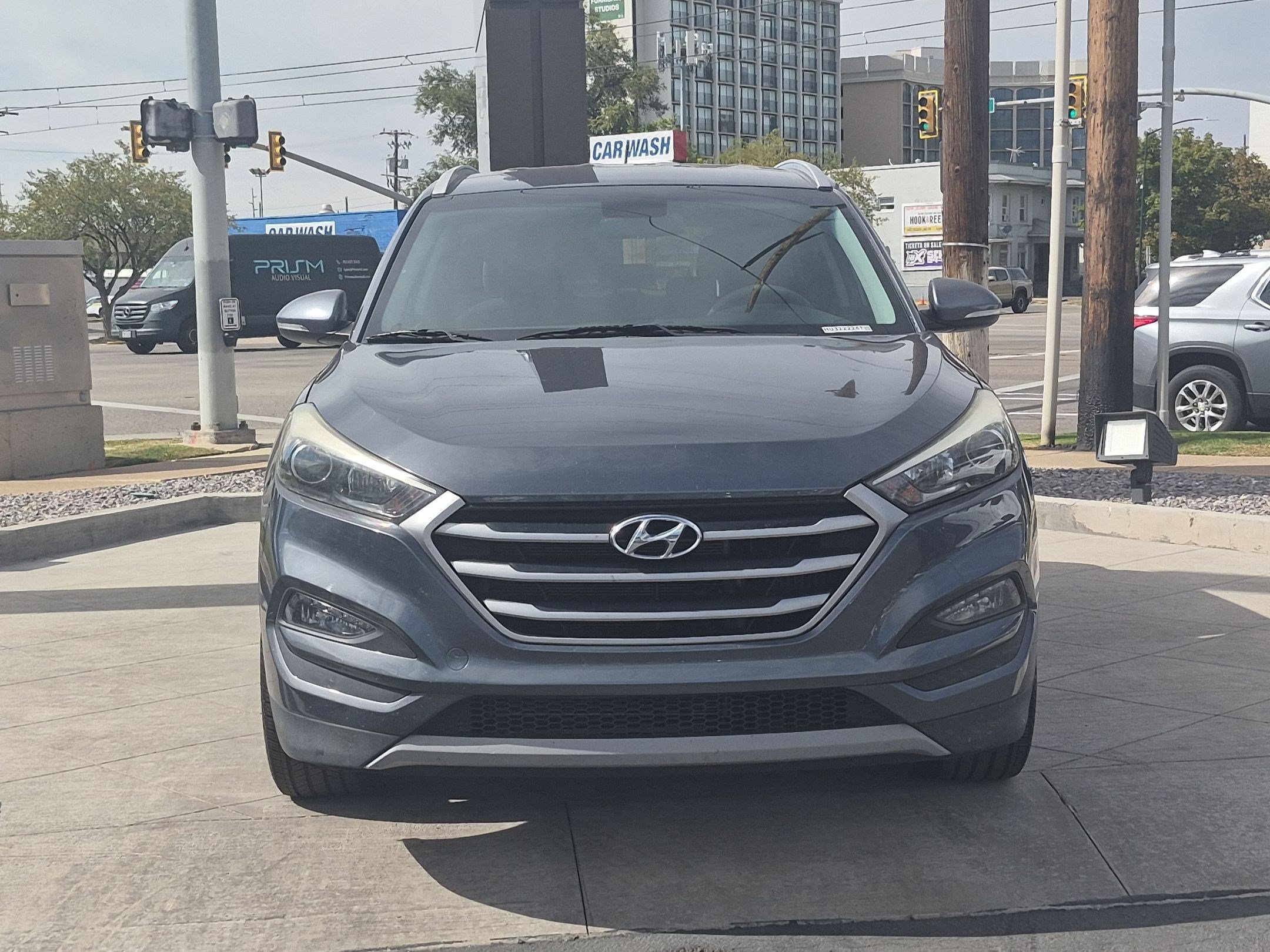 Used 2017 Coliseum Gray Hyundai Sport image 9