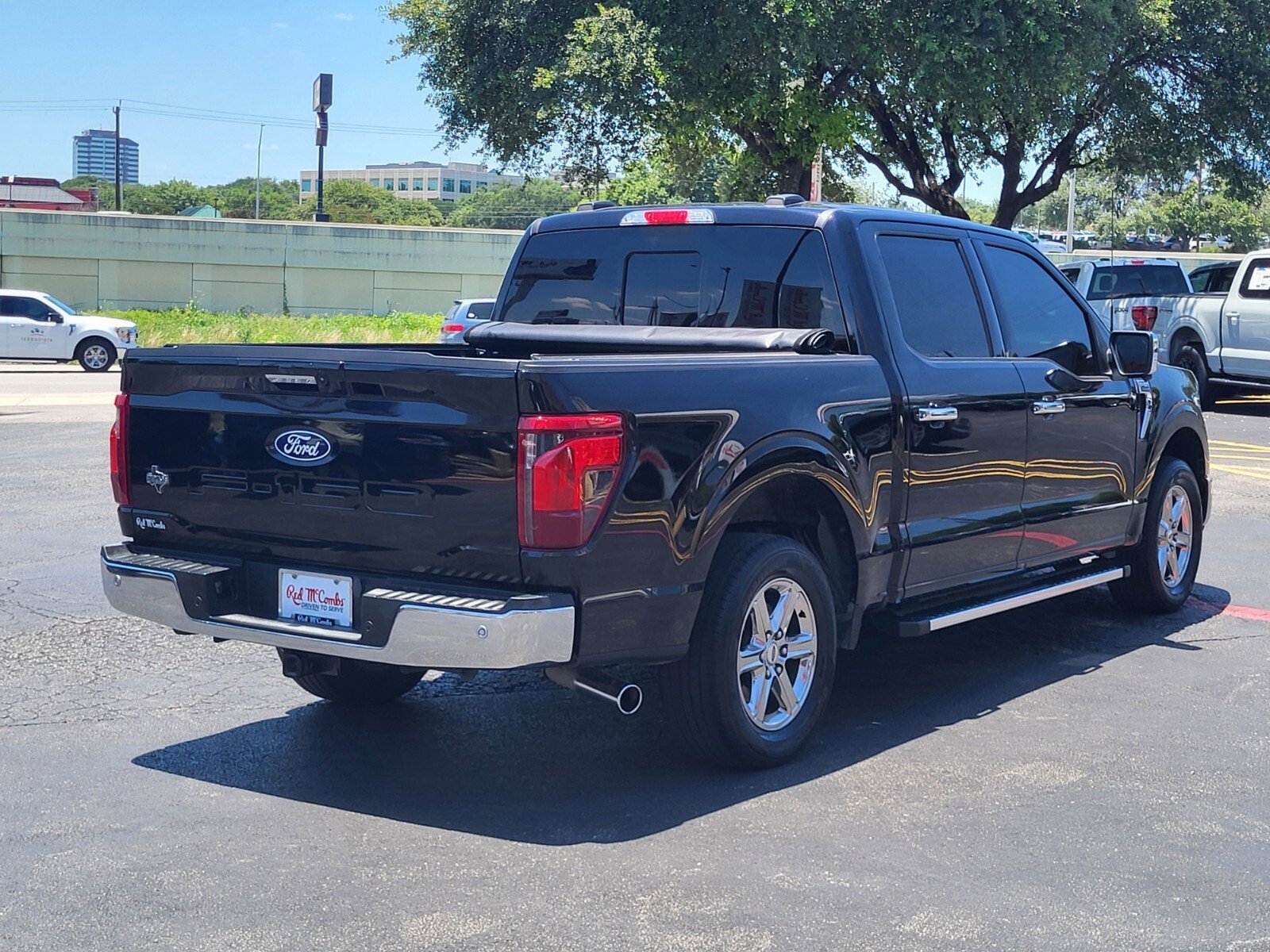 Used 2024 Black Ford XLT image 3