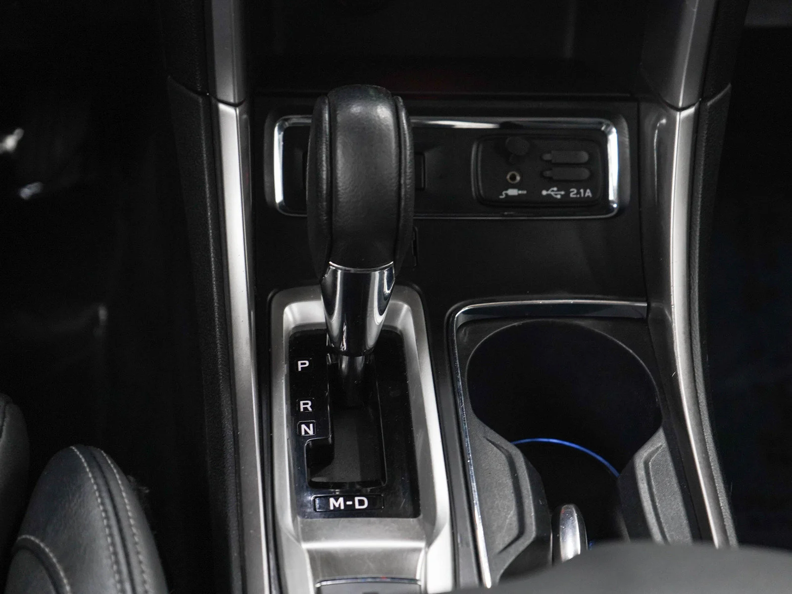 Used 2020 Magnetite Gray Metallic Subaru Limited image 23