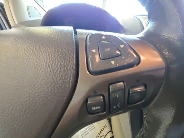 Used 2012 Gray Lincoln Base image 20