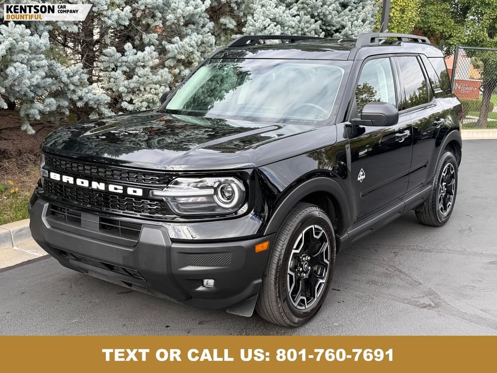 2025 Ford Bronco Sport Outer Banks photo 3