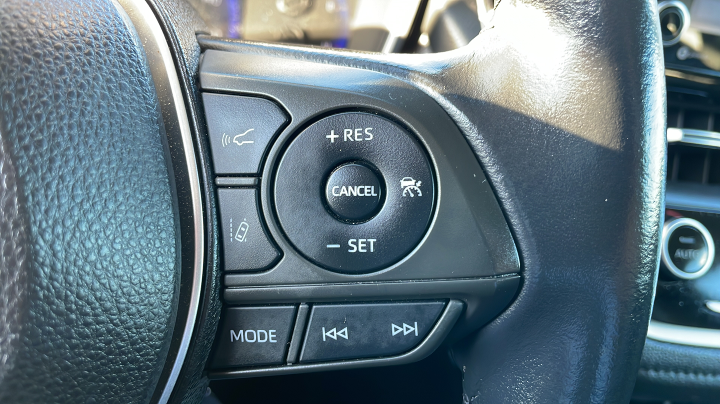 Certified Used 2022 Blue Toyota XLE image 26