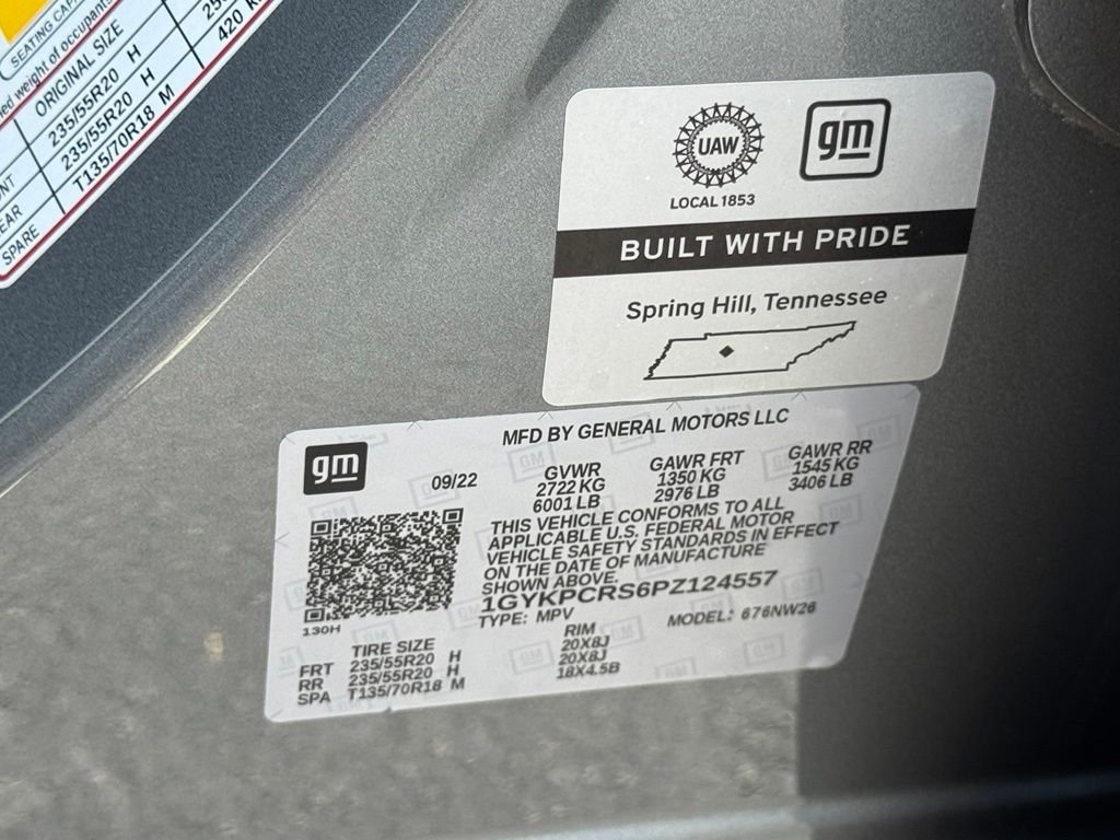 Used 2023 Silver Cadillac Premium Luxury image 19