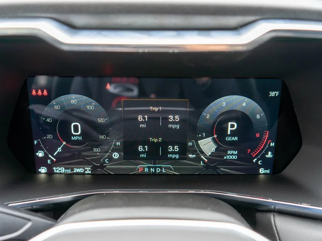 New 2026 Onyx Black GMC Elevation image 19