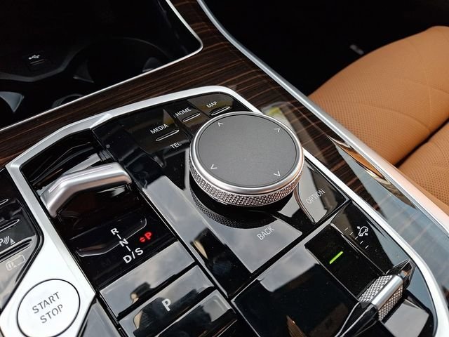 New 2026 Alpine White BMW xDrive50e image 14