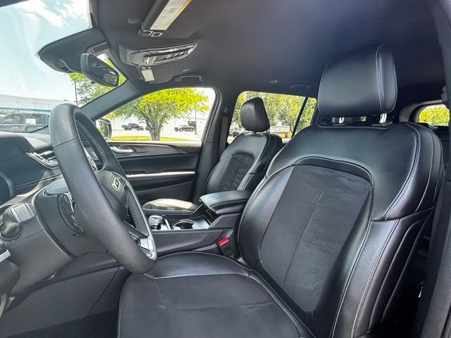 2024 Jeep Grand Cherokee L Altitude - Photo 10