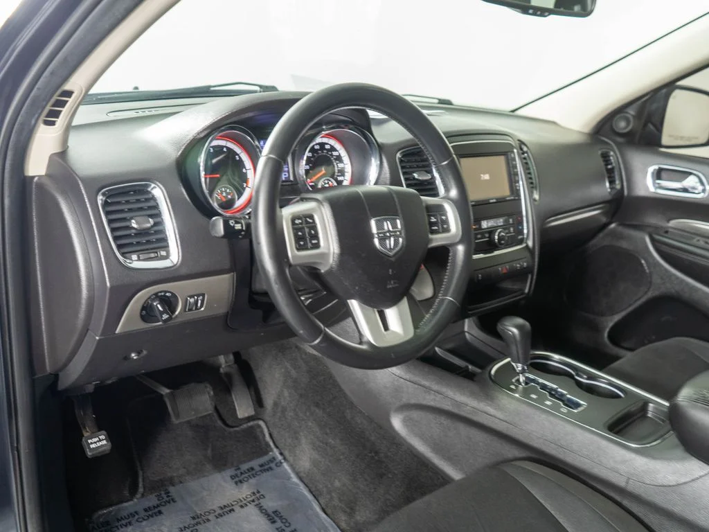 Used 2013 Gray Dodge SXT image 13