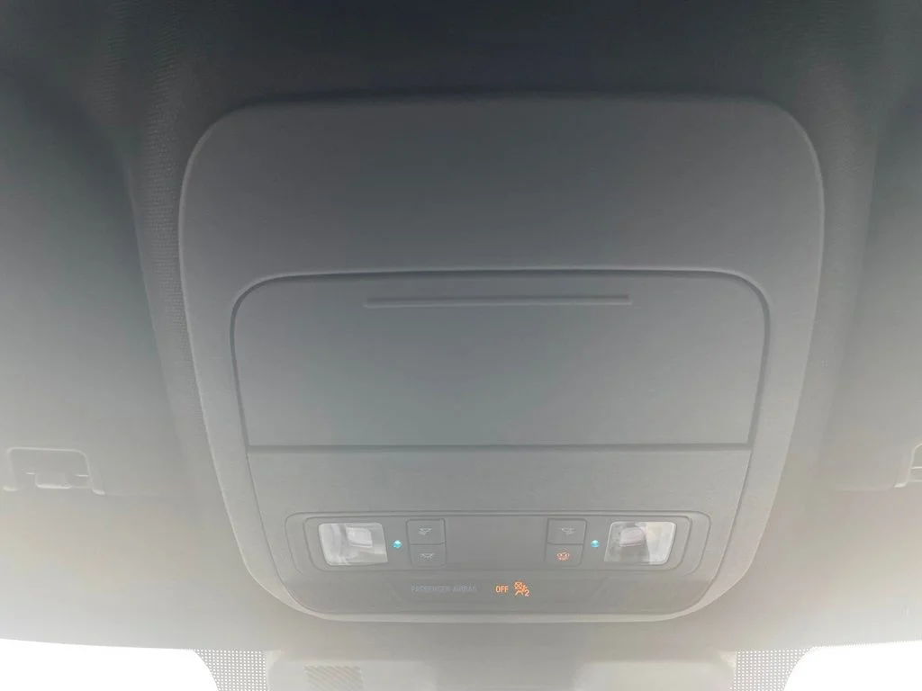 New 2026 Carbonized Gray Metallic Ford XLT image 26