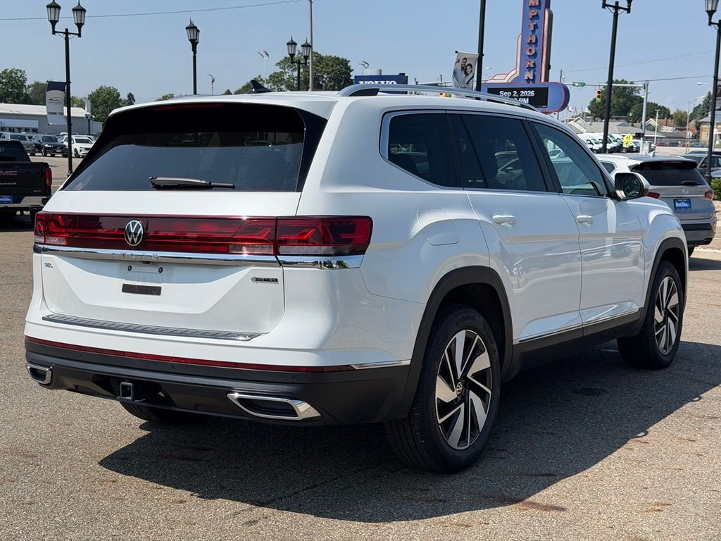 Used 2024 White Volkswagen 2.0T SEL image 4