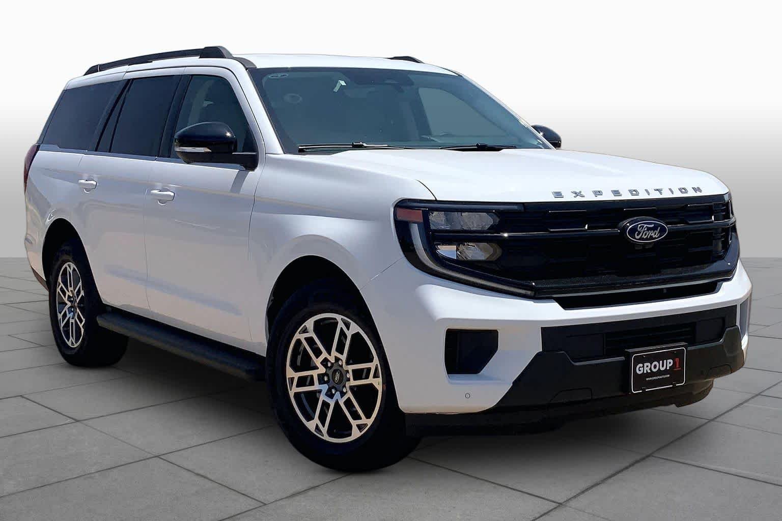 New 2026 Oxford White Ford Active image 2