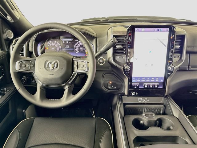 New 2026 Diamond Black Crystal Pearl-Coat Exterior Paint RAM Laramie image 23