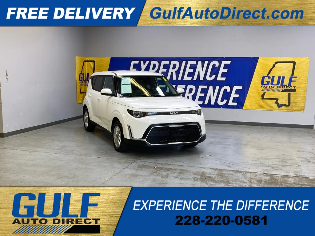 Used 2025 White Kia LX image 1