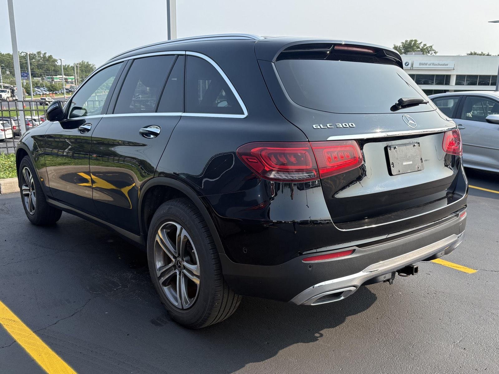 Used 2021 Black Mercedes-Benz GLC 300 image 6