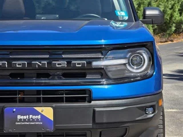 Used 2024 Atlas Blue Metallic Ford Outer Banks image 3