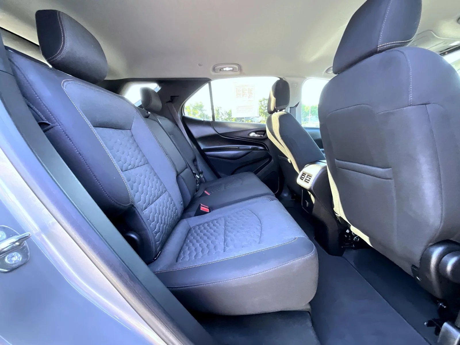 Used 2018 Gray Chevrolet LT image 21
