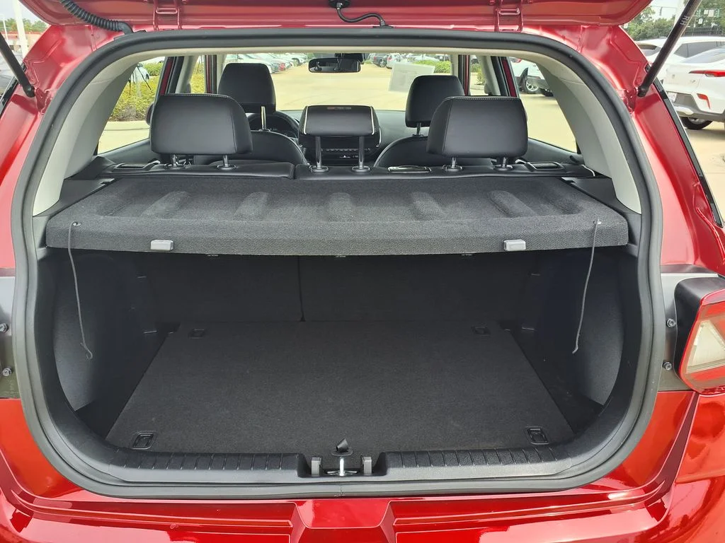 Used 2025 Red Hyundai Limited image 12