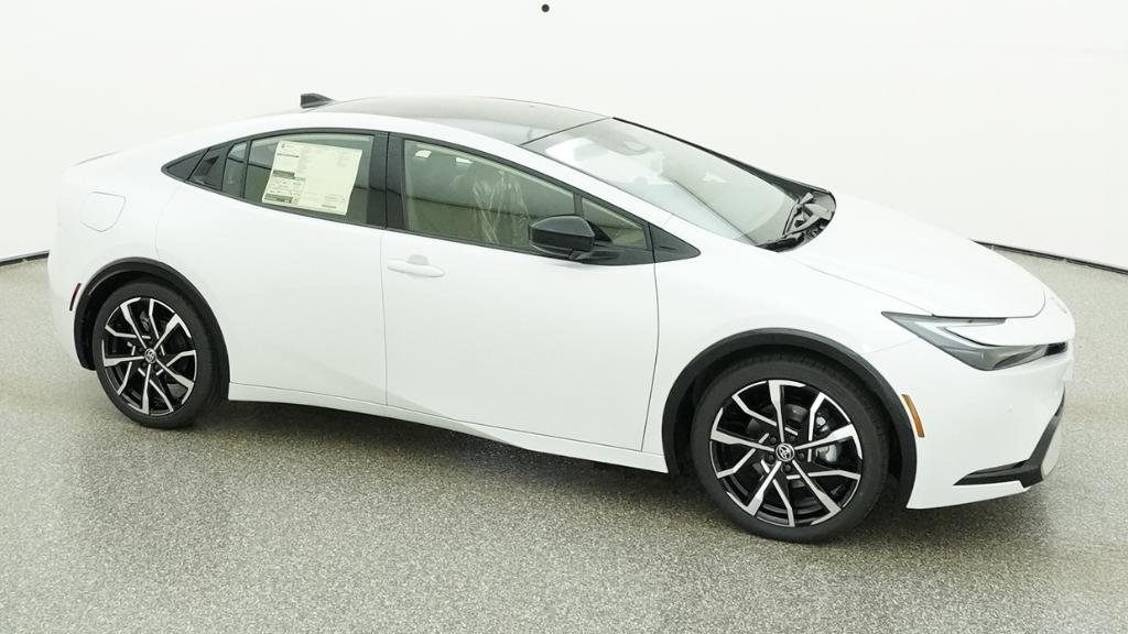 New 2026 Wind Chill Pearl Toyota XSE image 15