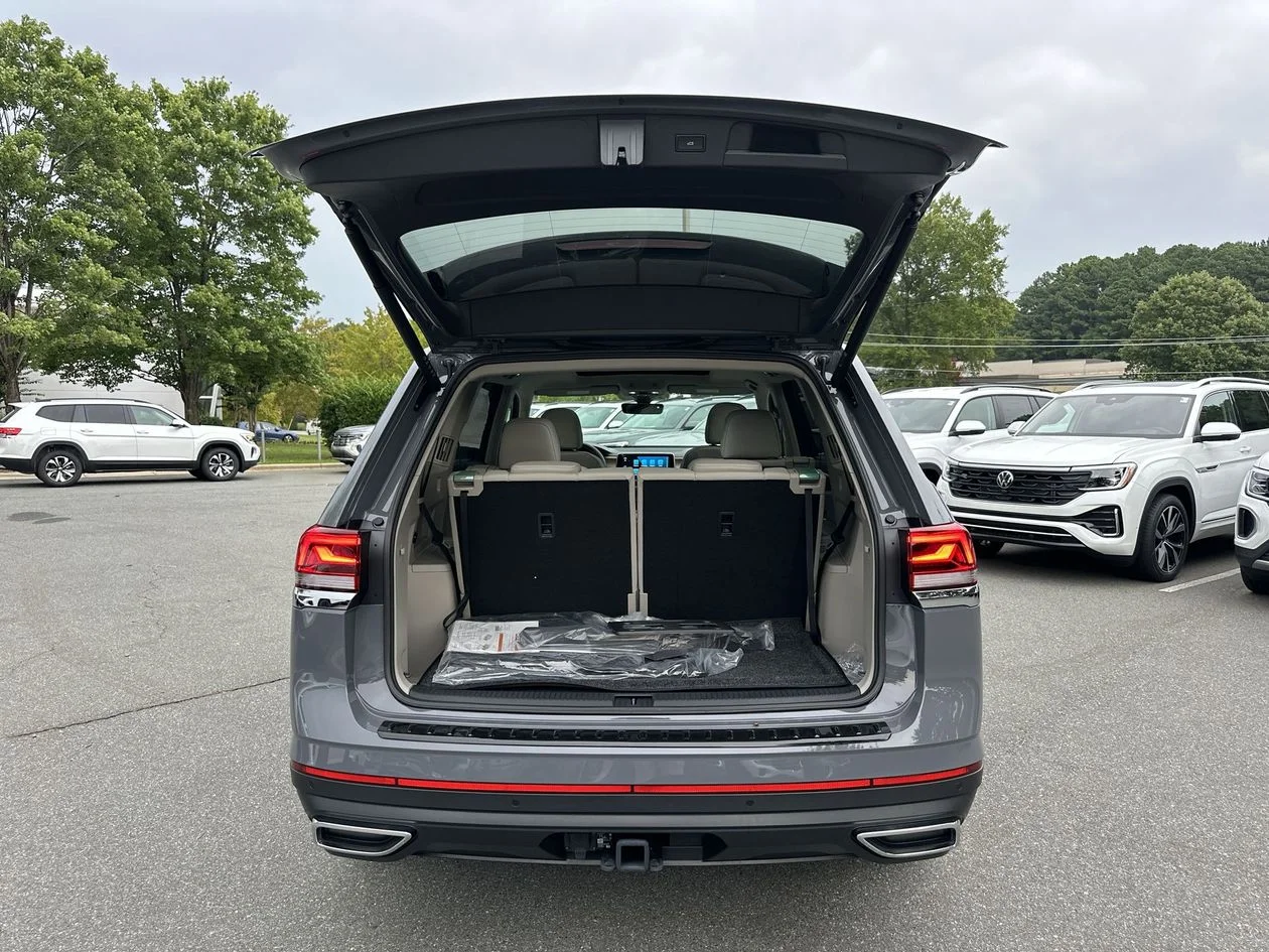 New 2026 Gray Volkswagen 2.0T SE w/Technology image 37