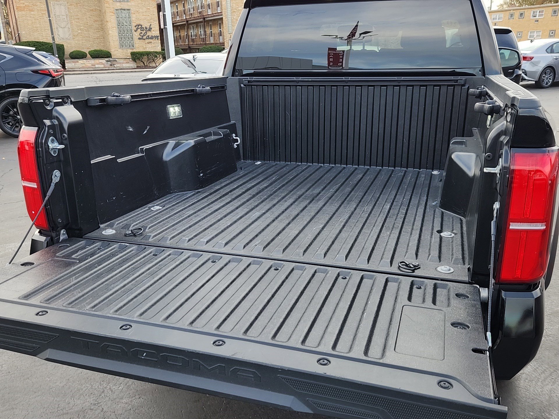 2024 Toyota Tacoma TRD Off Road - Photo 25