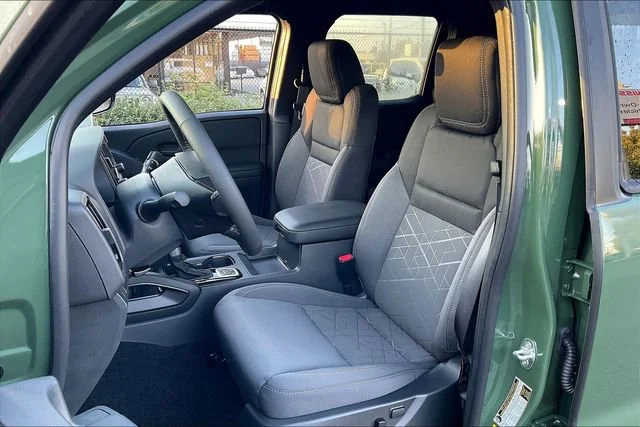 2026 Nissan Frontier SV - Photo 10