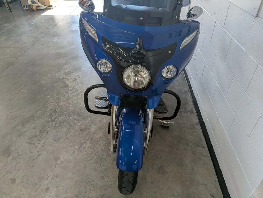 Certified Used 2018 BRILLIANT BLUE Indian Motorcycle  image 3