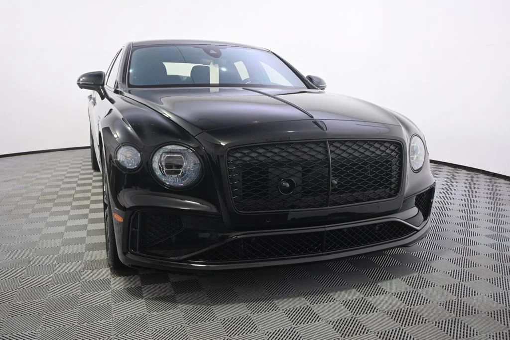 Used 2025 Q9l Bentley Black Edition image 9