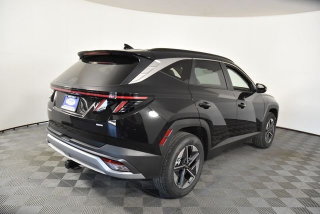 New 2026 Black Hyundai SEL Premium AWD image 9