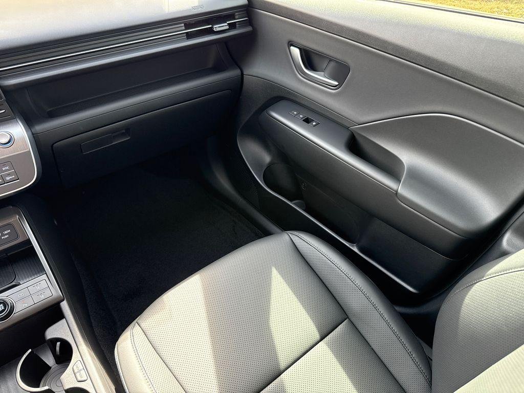 New 2026 White Hyundai Limited FWD image 16