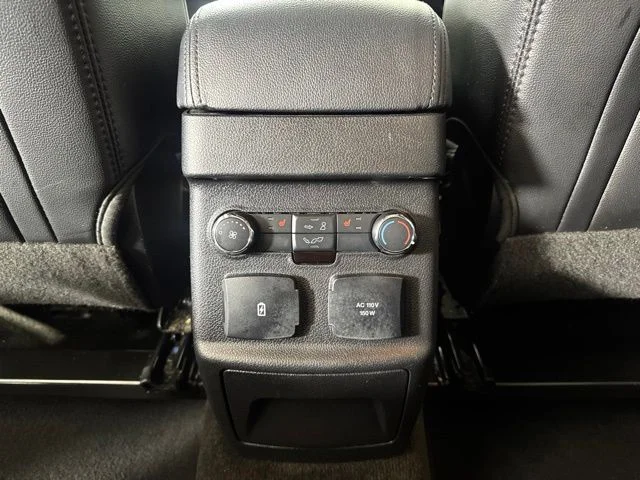 Used 2017 White Ford Limited image 13