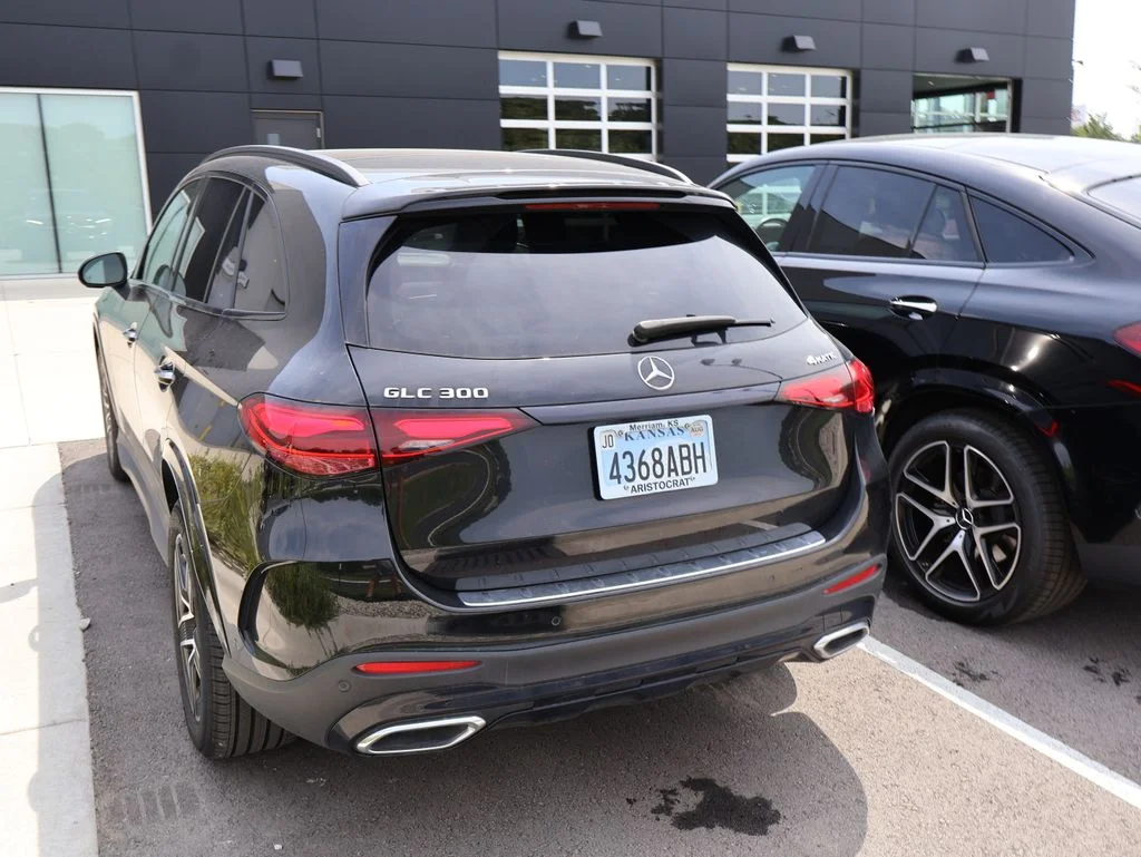 Certified Used 2023 Black Mercedes-Benz GLC 300 image 11
