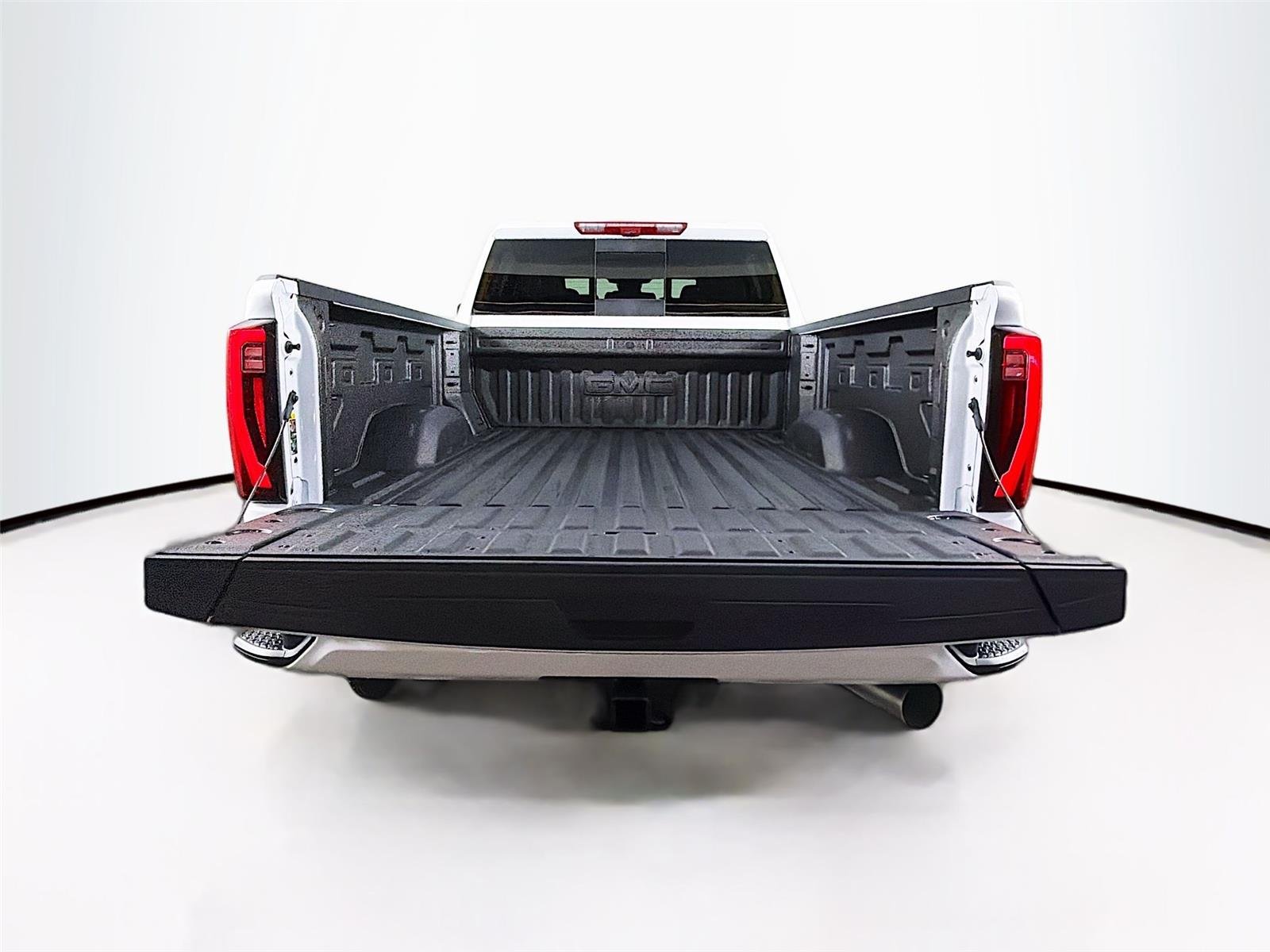 2026 GMC Sierra 2500HD Denali - Photo 14