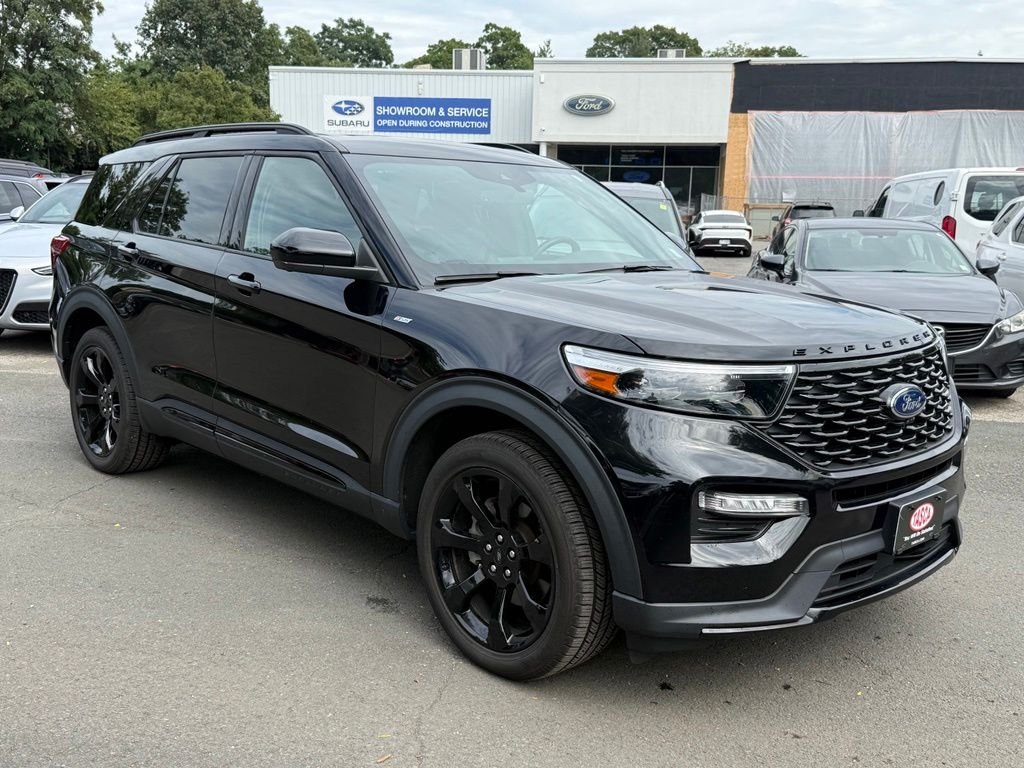 Used 2023 Black Ford ST-Line image 4
