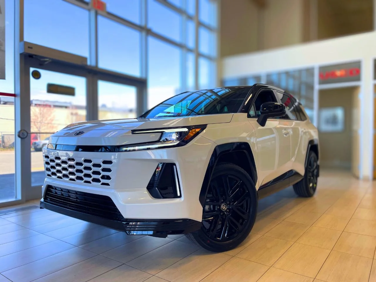 New 2026 Wind Chill Pearl w/Black Roof Toyota XSE image 37