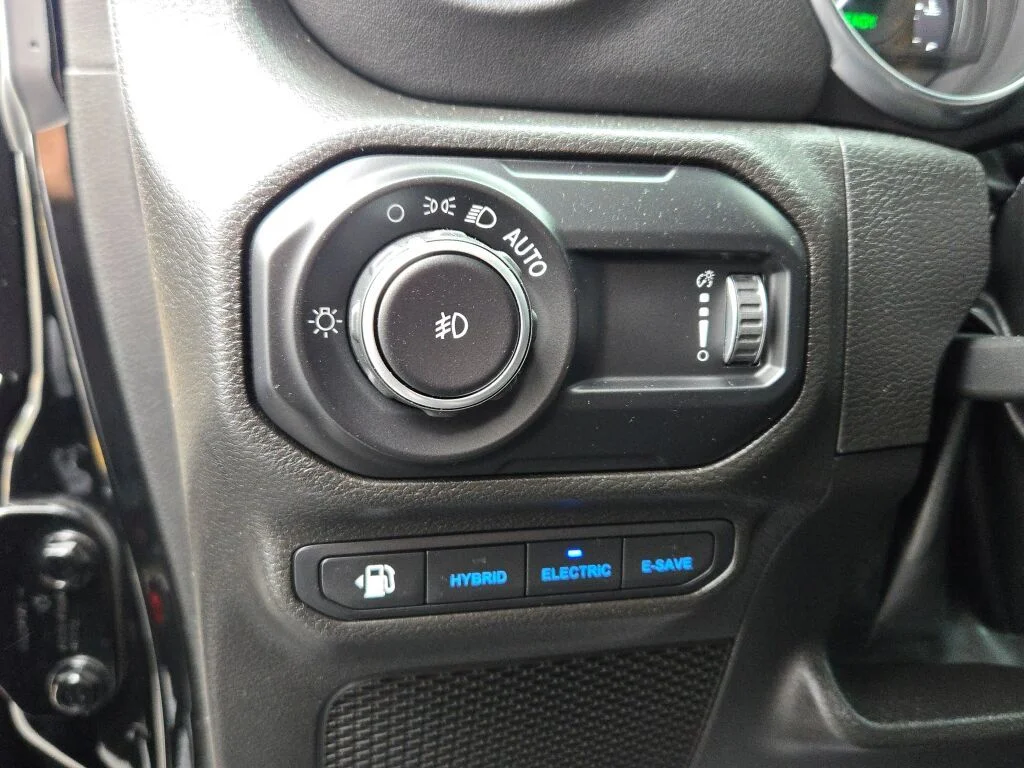 Used 2023 Black Jeep Sahara 4xe image 26