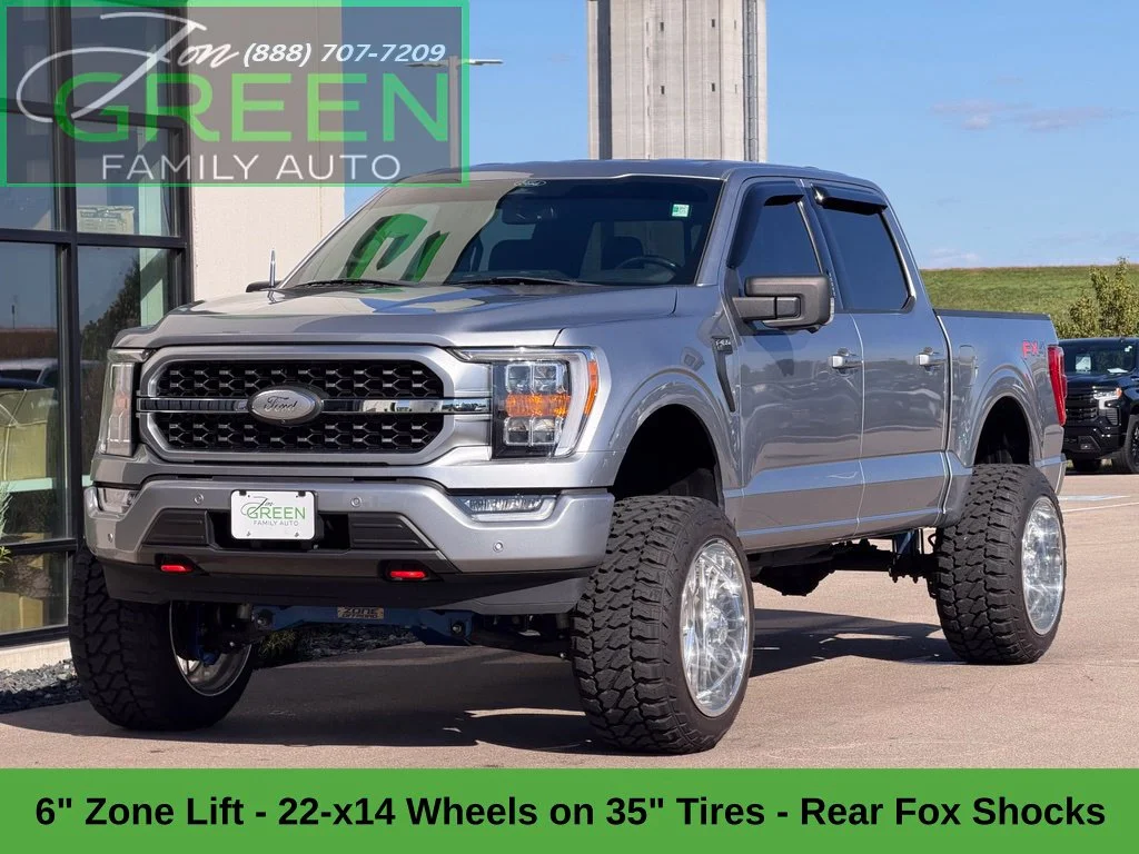 Used 2022 Silver Ford XLT image 1