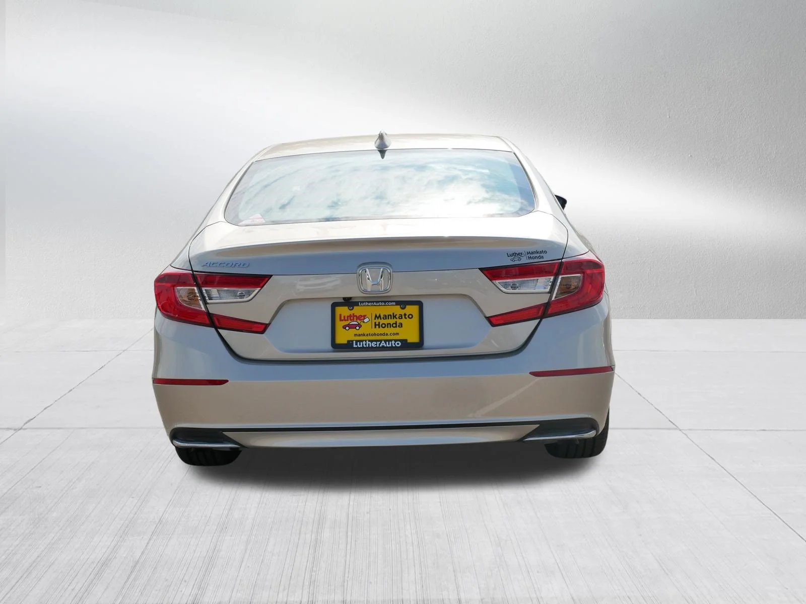 Used 2019 Champagne Frost Pearl Honda EX-L 1.5T image 6