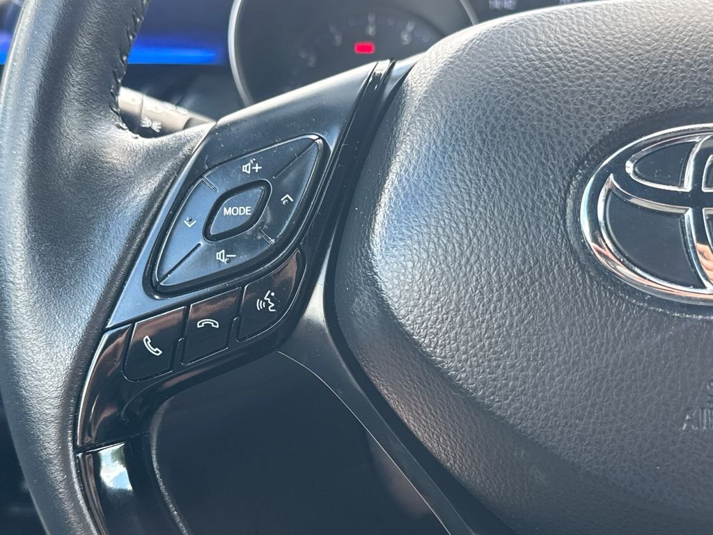 Used 2021 Red Toyota XLE image 19