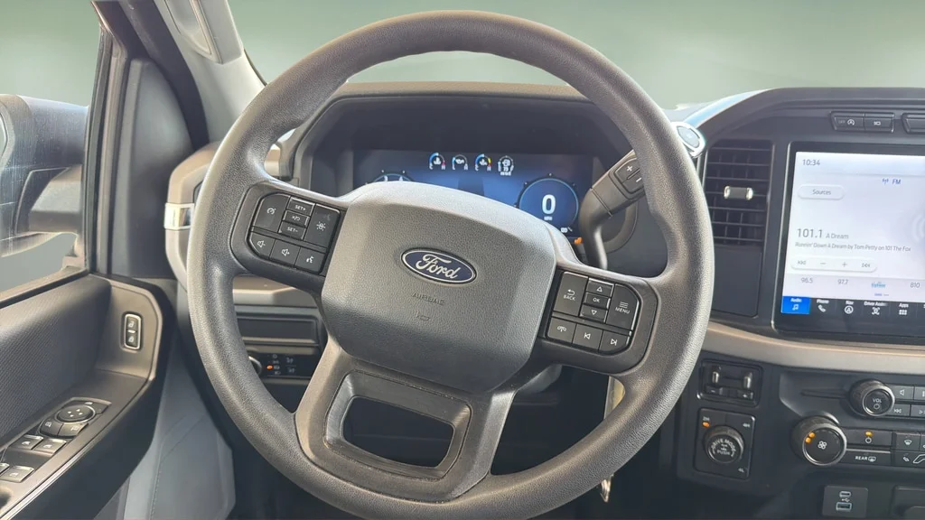Used 2024 Agate Black Ford XL image 9