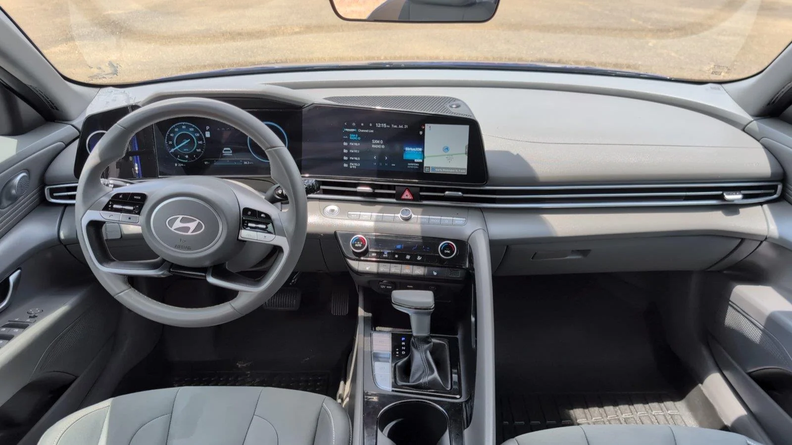 Used 2025 Intense Blue Hyundai SEL Convenience image 21
