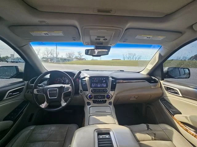 Used 2016 SPARKLING SILVER METALLIC GMC Denali image 12