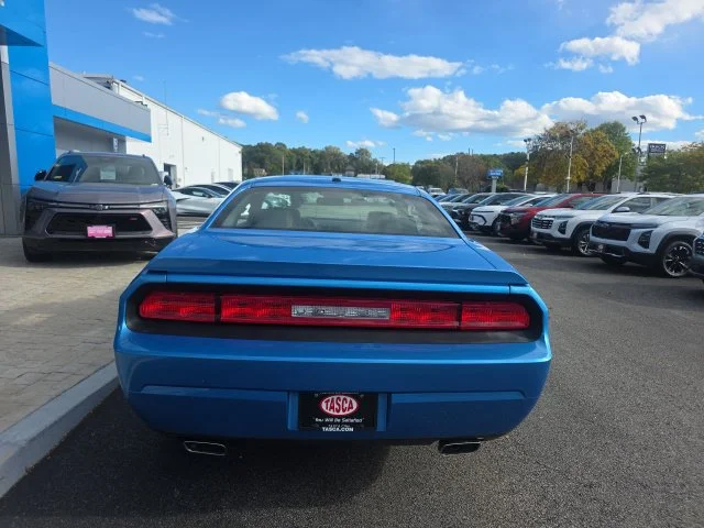Used 2009 Blue Dodge R/T image 3