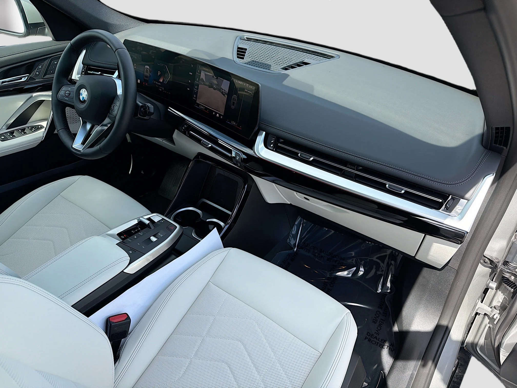 New 2026 Space Silver Metallic BMW xDrive28i image 13