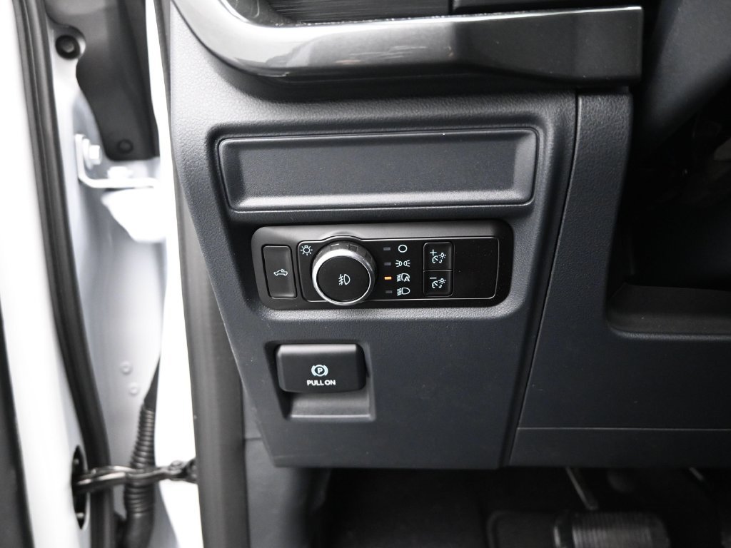 New 2026 Oxford White Ford STX image 11