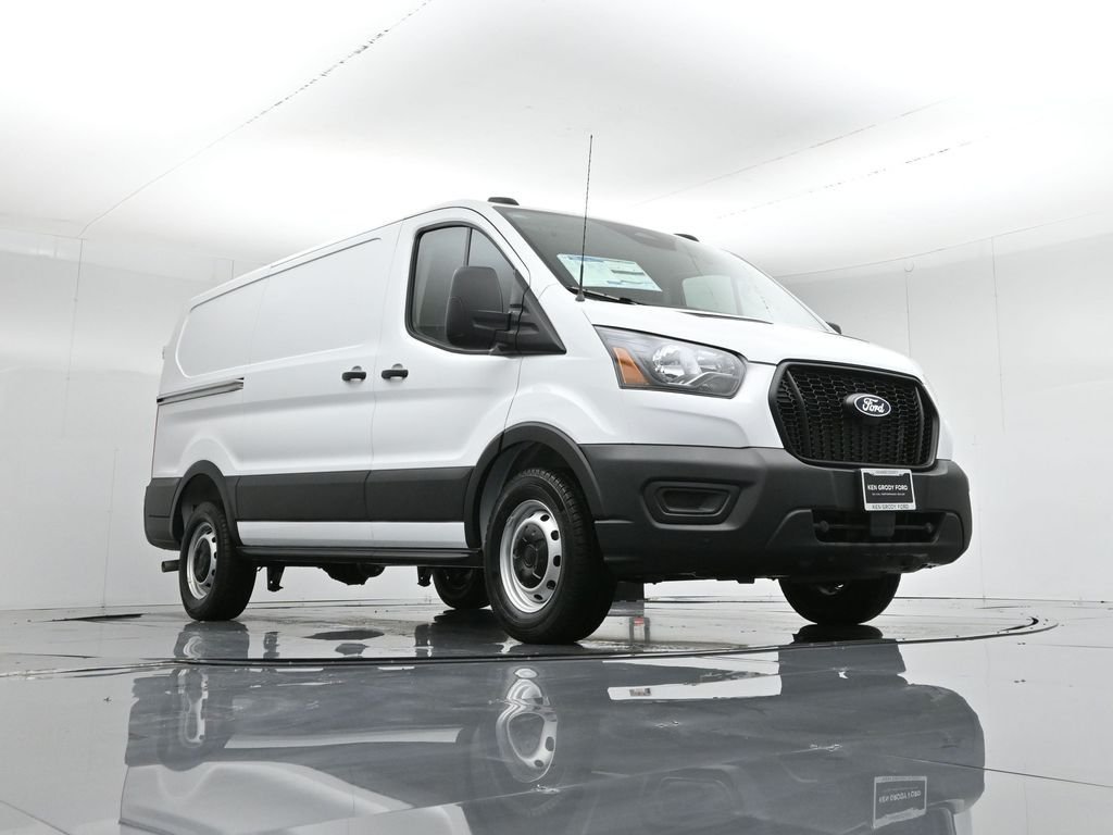 New 2026 Oxford White Ford Base image 43